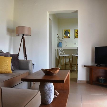 Nelleas Home 아다마스 외부 사진